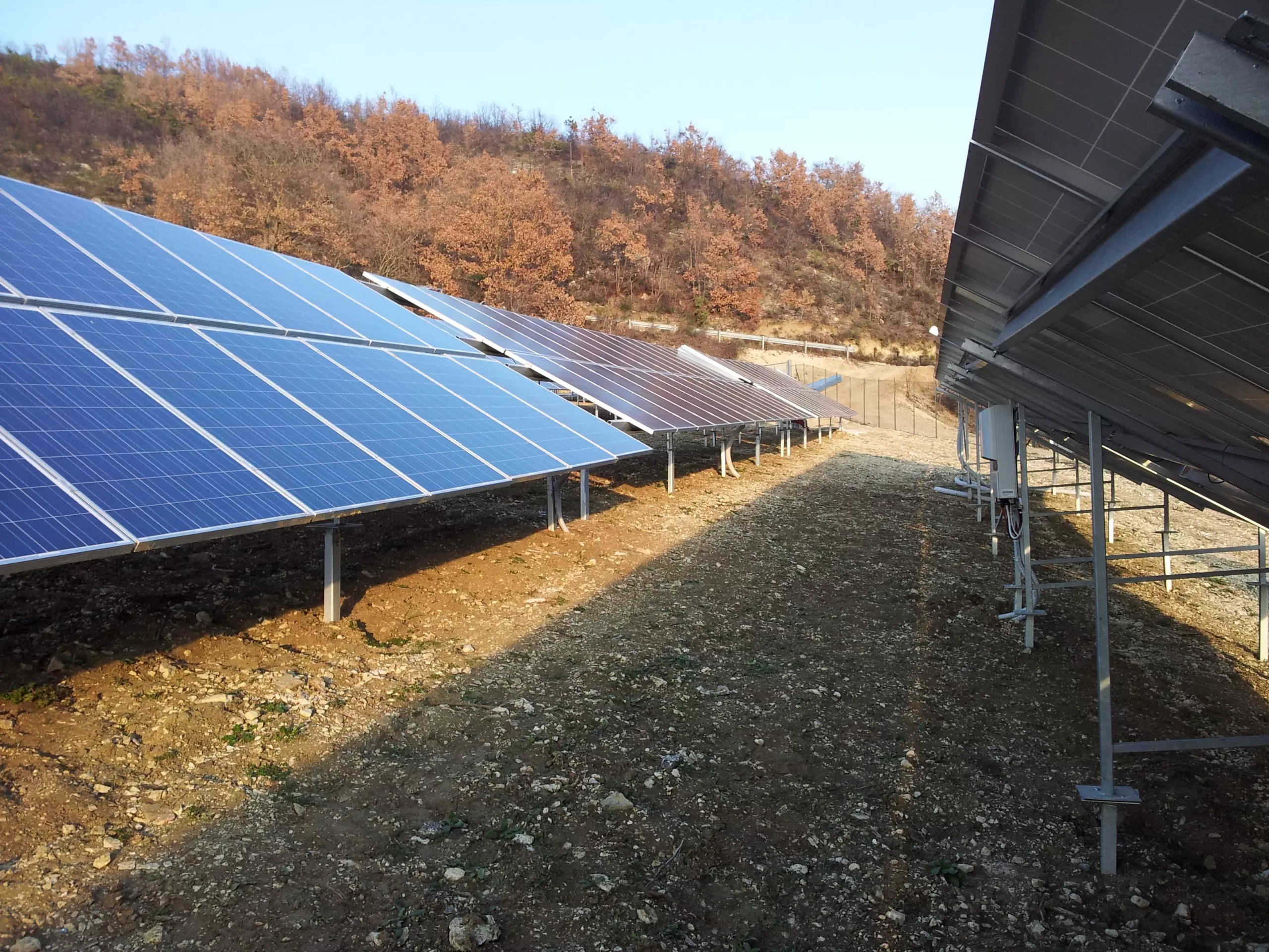 Vista aerea dell’impianto fotovoltaico grande potenza da 992 kW installato da Glayx