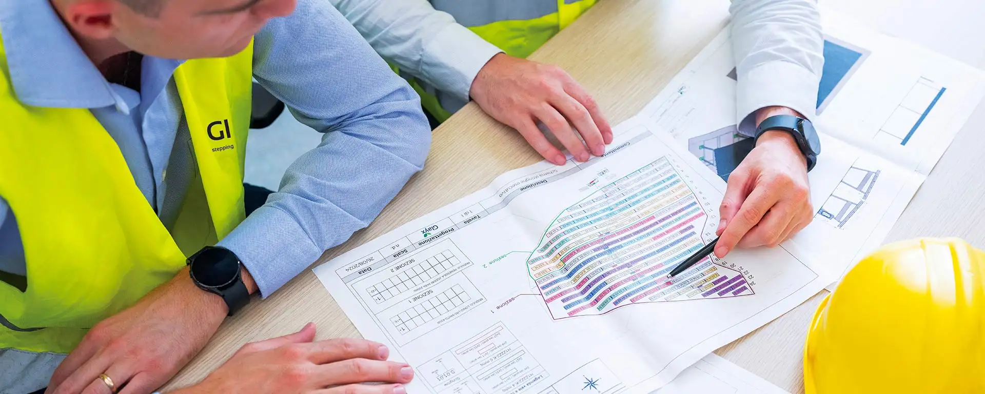 Dashboard e dati reali tratti dai case study Pshave di Glayx su impianti industriali e ospedalieri ottimizzati con energy management dinamico